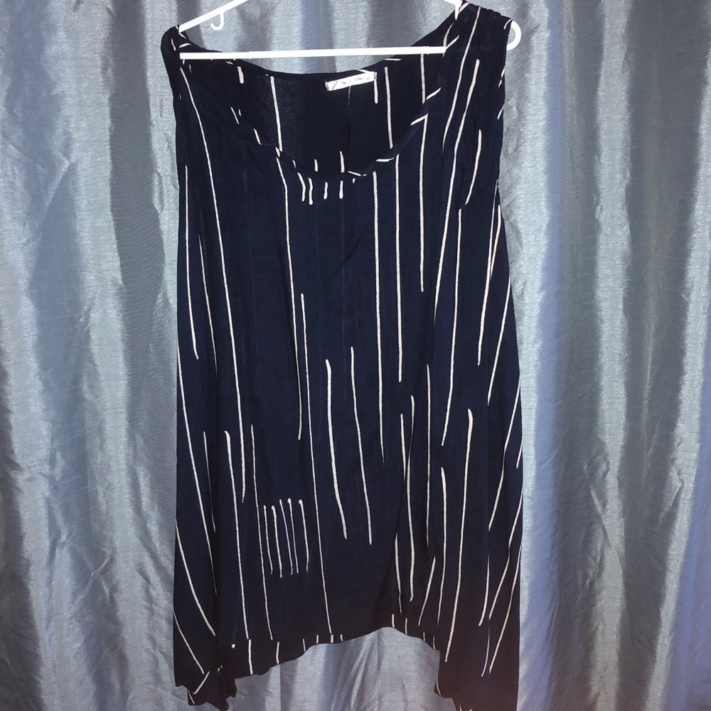 Elegant Blue Sky Navy and White Striped tunic blouse -1x classy looking.